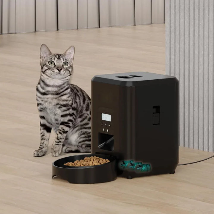 Smart Automatic Pet Feeder for Cats and Dogs with Timer